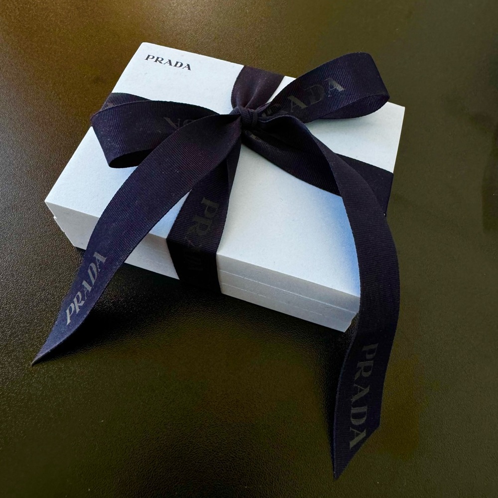 PRADA POST ITS